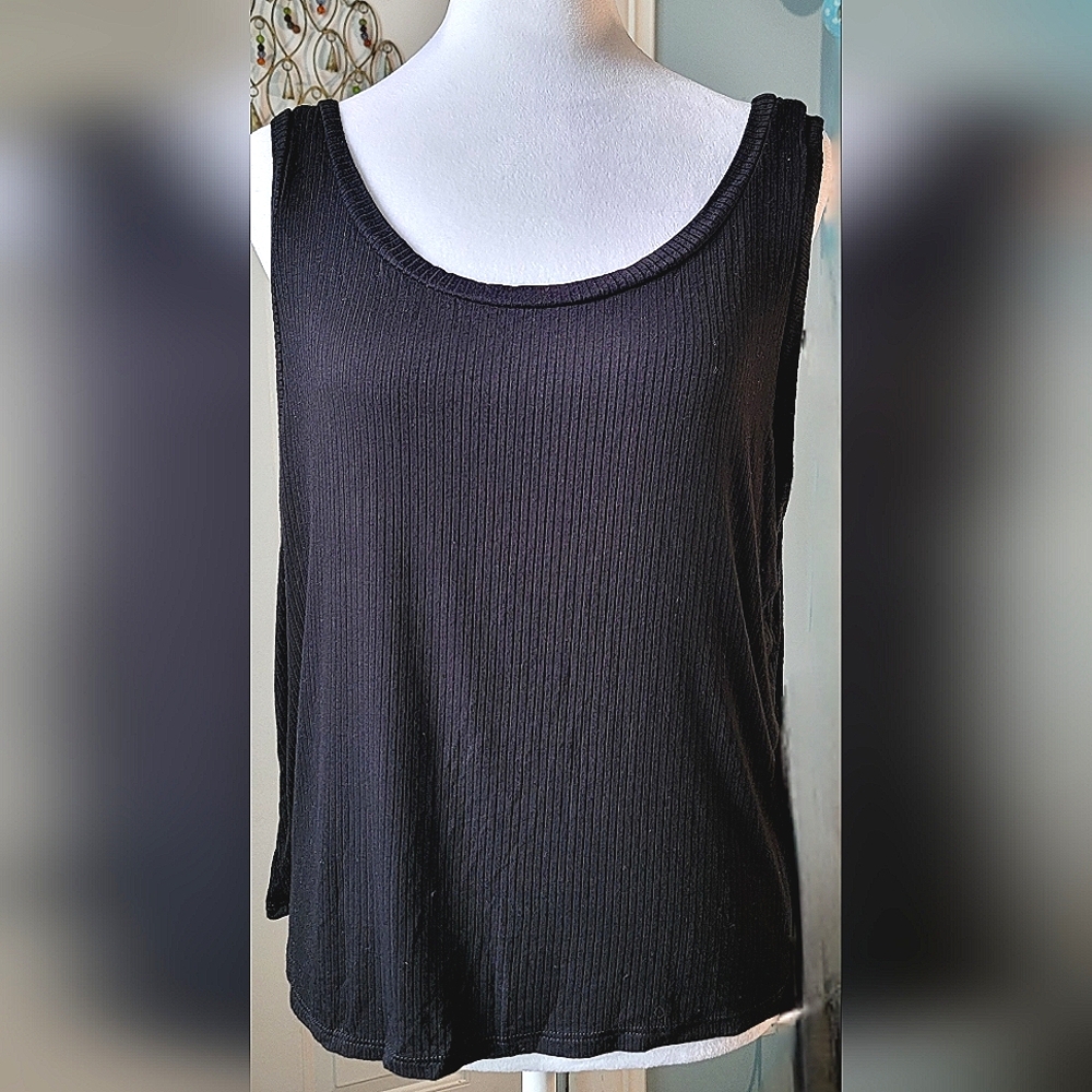 Lulu's Black Rib Knit Swing Cropped Tank Top Women's XL Ultra Low Back Soft Stre